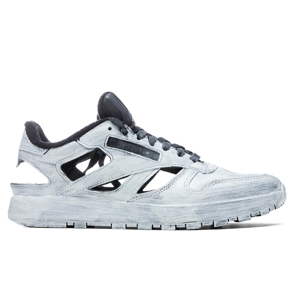 Maison Margiela x Reebok Décortiqué’- Handpainted