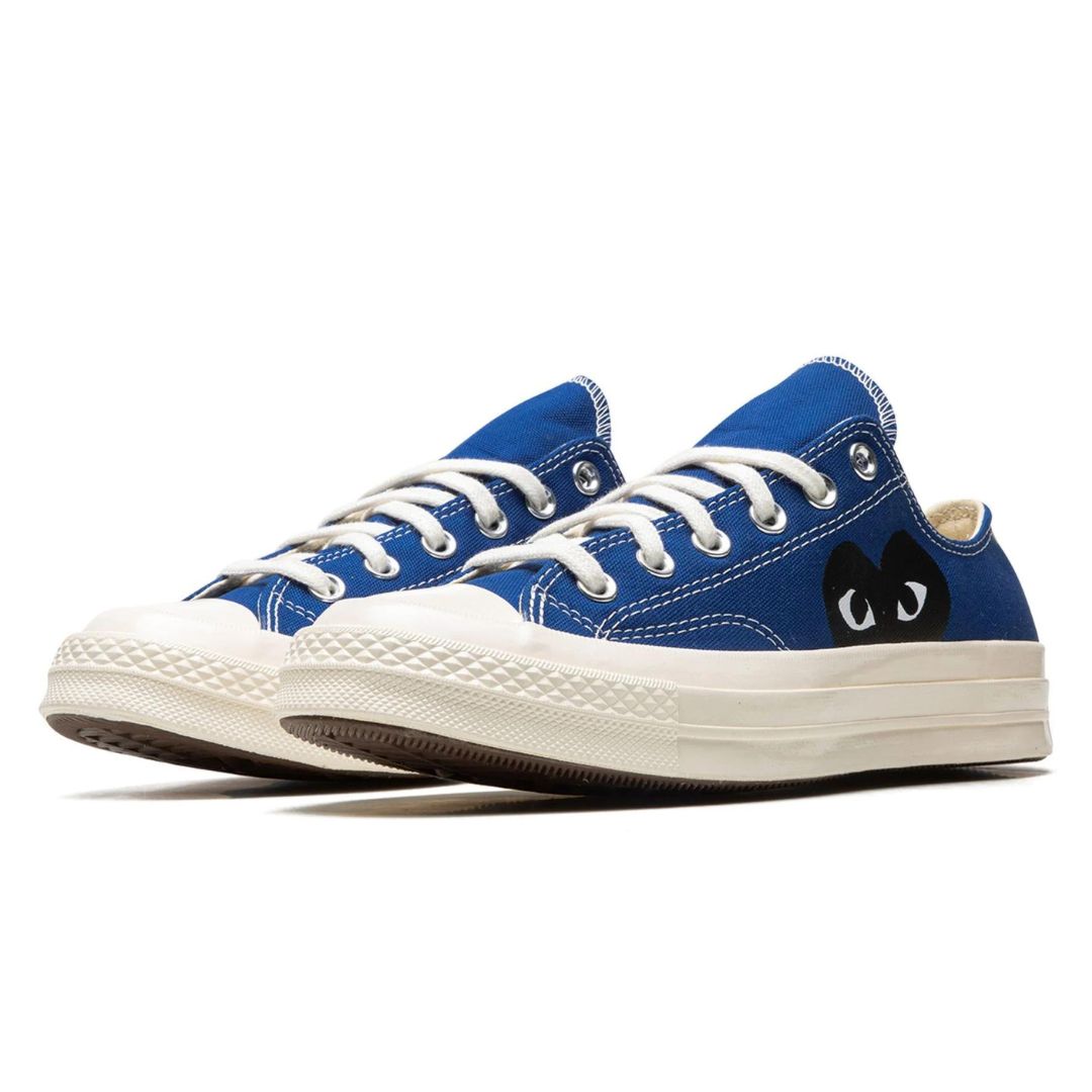 COMME DES GARÇONS PLAY CONVERSE CHUCK TAYLOR LOW SINGLE HEART BLUE
