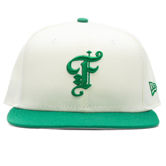 Feature x New Era OE Fitted Cap - Off-White/Kelly Green