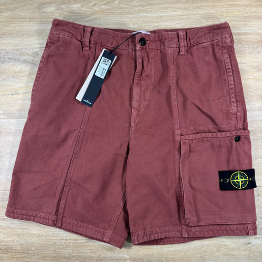 Stone Island Panama Cotton Comfort Fit Cargo Shorts in Brick Red